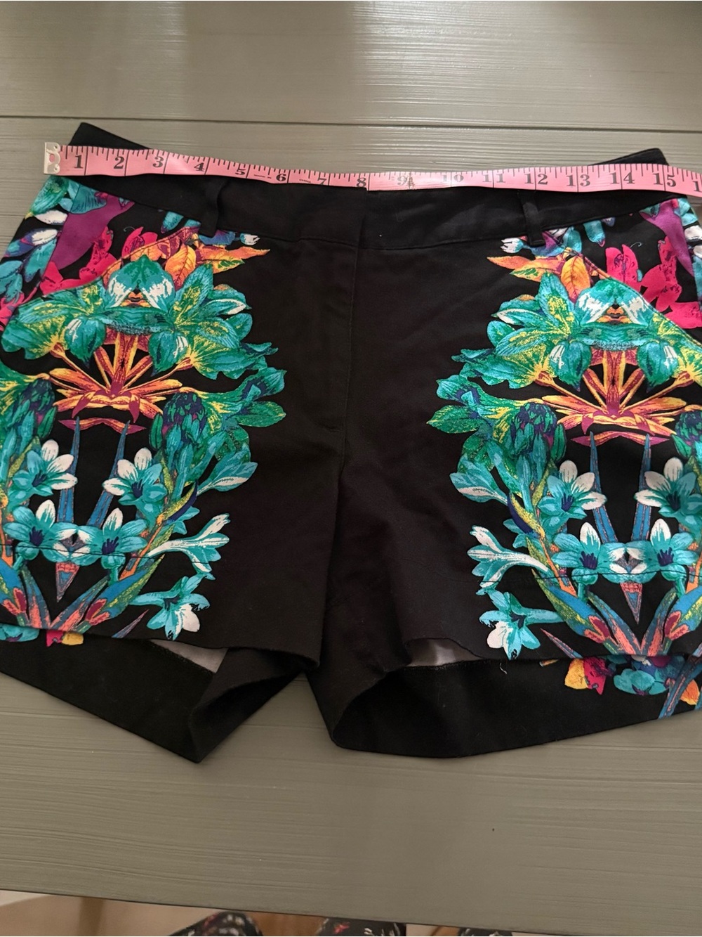 Nicole By Nicole Miller Beautiful Shorts
